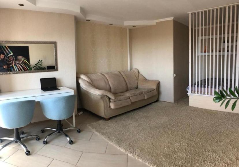 Apartment In The Center Cherkasy Exterior foto